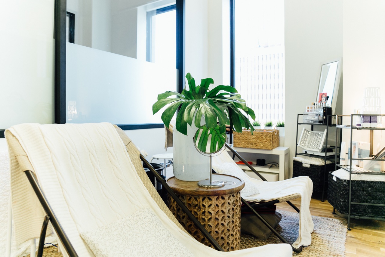 The Desktop: A Beachy Vibe Infuses Face Love Fitness  Beach Chairs