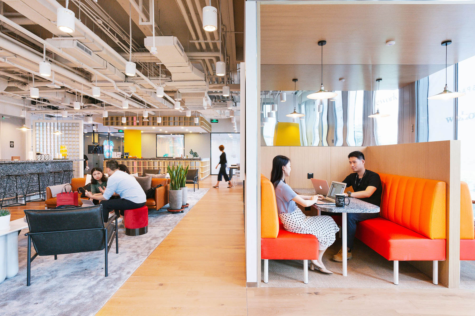 WeWork 500 Dalian Lu in Shanghai. Photographs by VRX Studios/Nick Tortajada