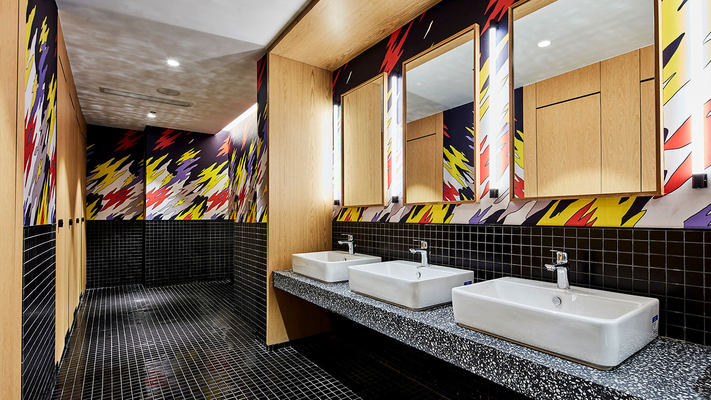 4 Ways to Embrace Your Bold Bathroom Tile, Wit & Delight