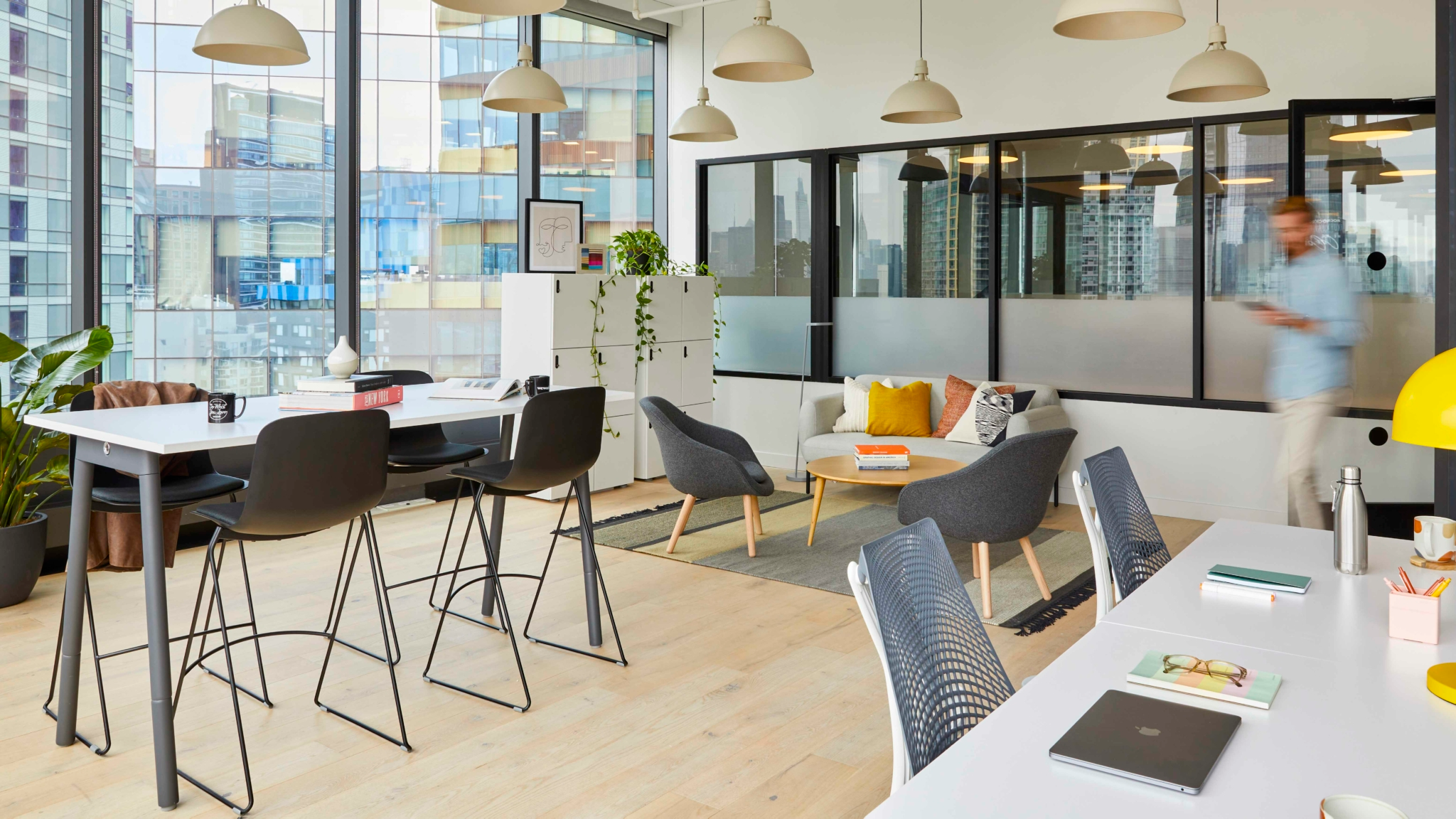 4 petits bureaux design pour bien travailler ! – Blog BUT