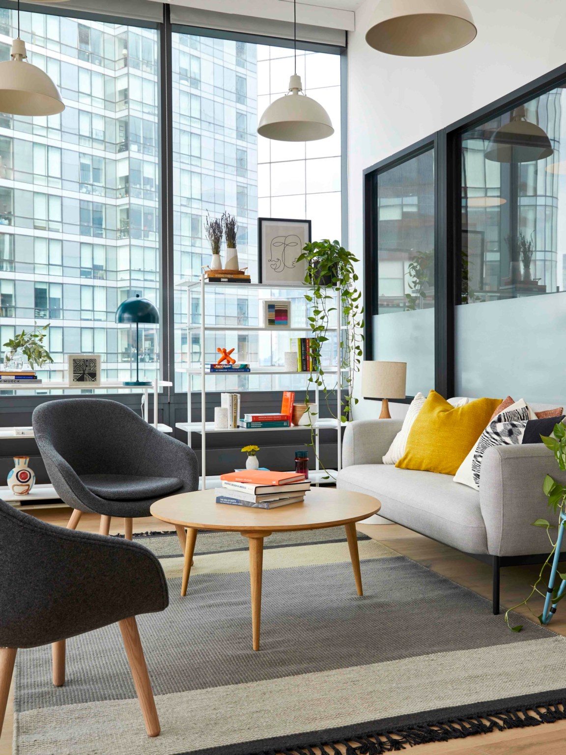 Customized spaces for the hybrid work era