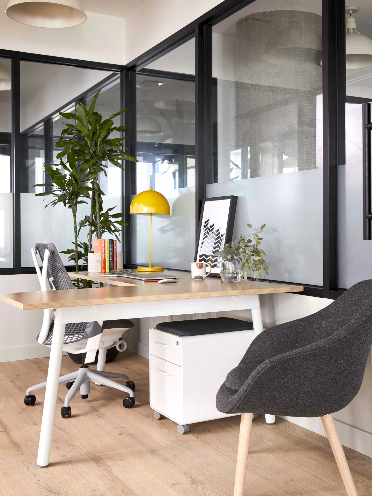 4 petits bureaux design pour bien travailler ! – Blog BUT