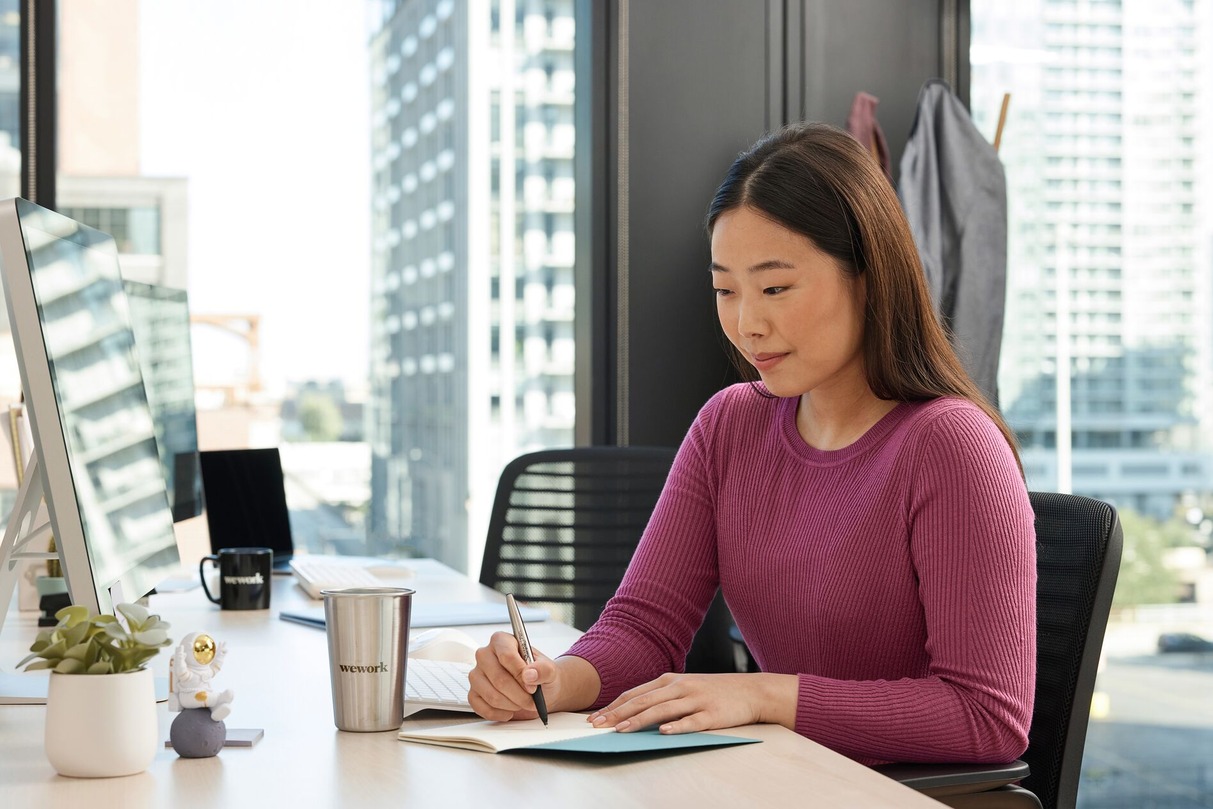 Woman researching moonlighting