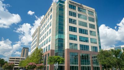 The exterior of 6900 Dallas Parkway.