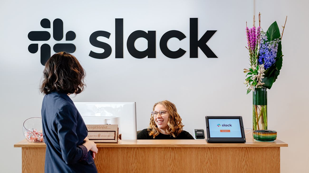 Espaço de trabalho personalizado da Slack. Fotografias de Katelyn Perry/The We Company